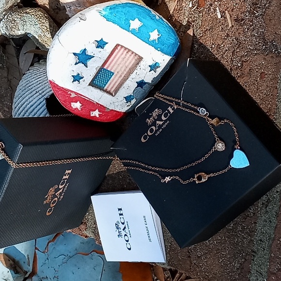 Coach Standard Insignia Double Necklace in Gold Tone(230908JAX) - Picture 2 of 5